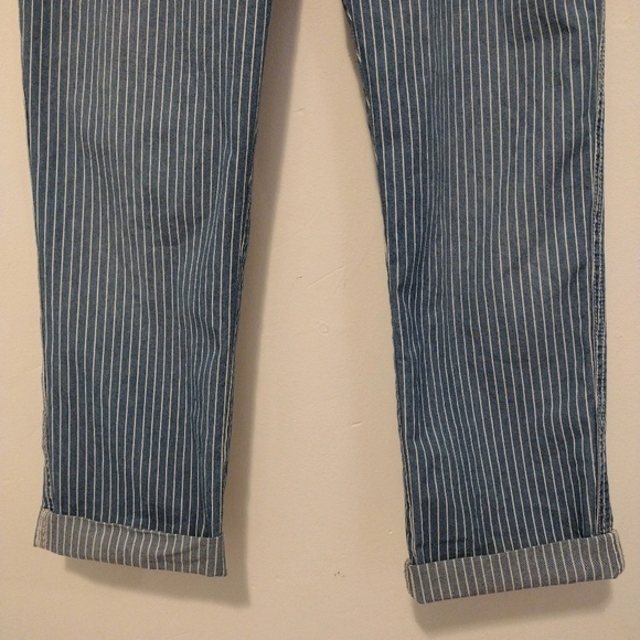 Gap - Striped Slim Boyfriend Chino Crop Pants - Picture 5 of 13